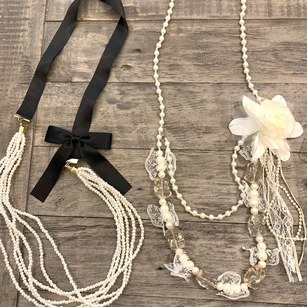 4 necklaces bundle - Picture 2 of 3